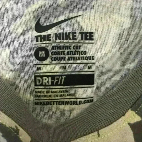Nike Boys T-shirt - Picture 8 of 9